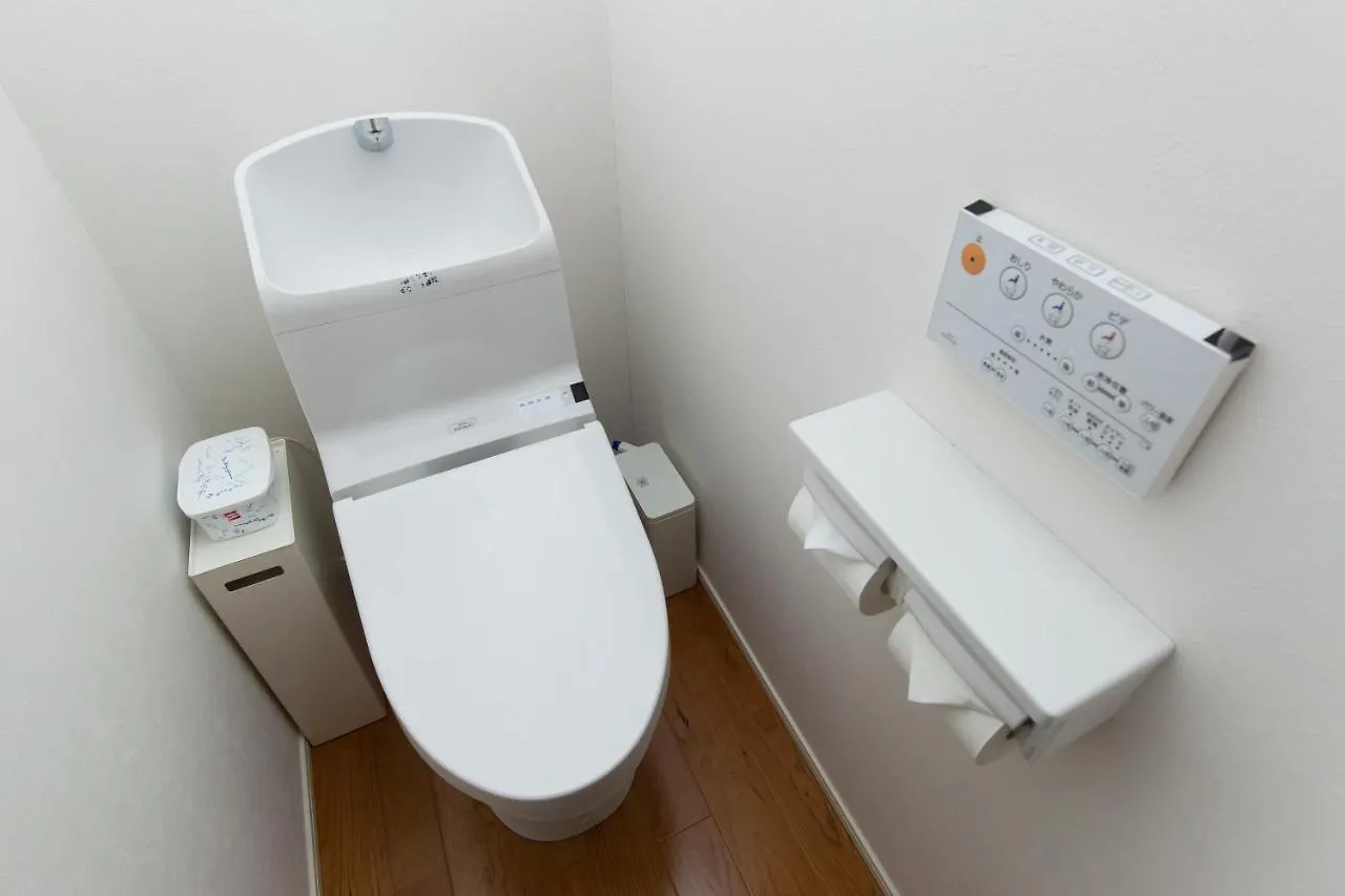 Sangen-Jaya House-O Villa Tokyo 0*,  Japan